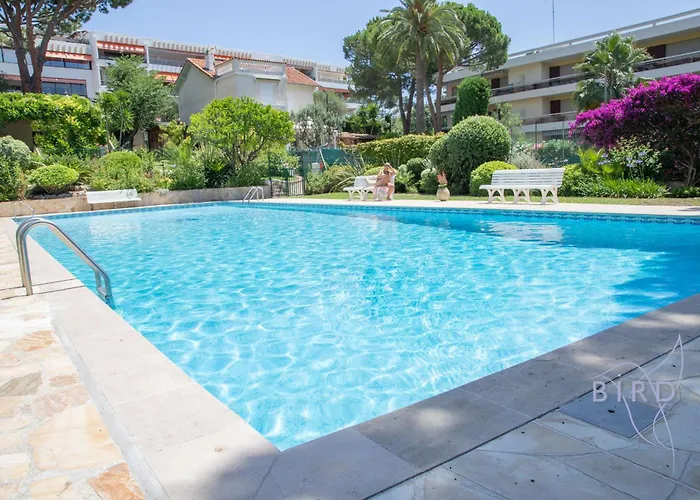 With Swimming Pool In Juan Les Pins * Antibes
